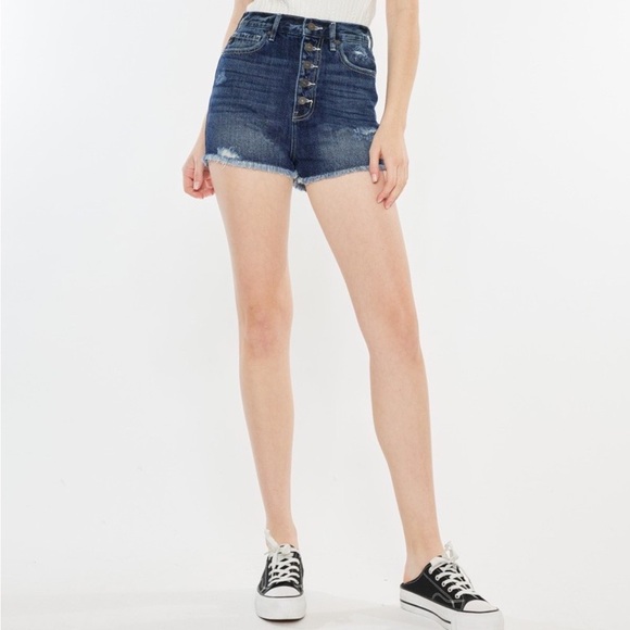 NWT Kancan Sofia Ultra High Rise Raw Hem Button Fly Denim Shorts - Picture 6 of 9